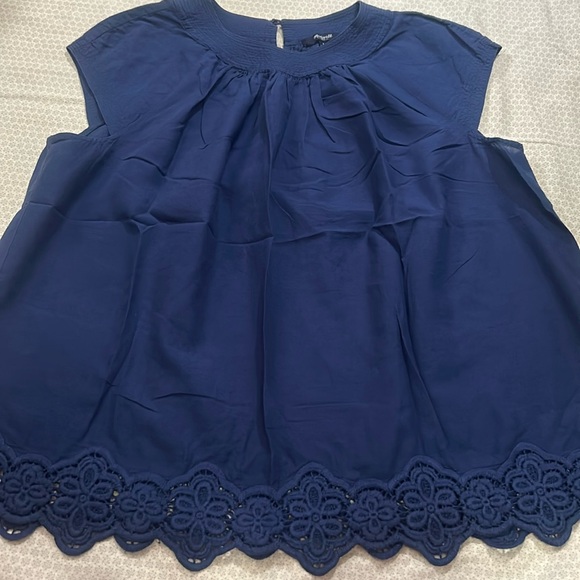 Madewell Tops - Madewell Sleeveless Top Navy S 100% cotton